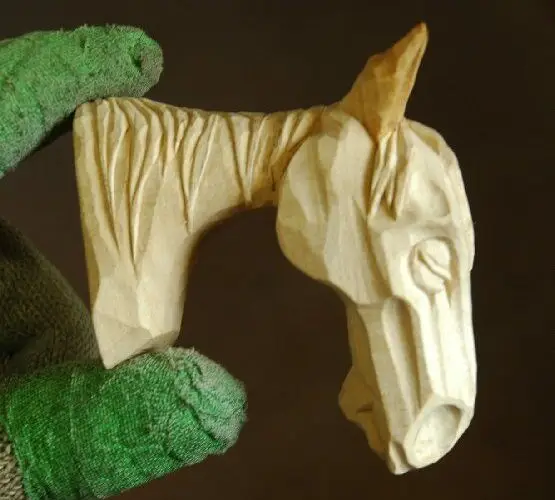 Carving a Caricature Horse Head – Part 1