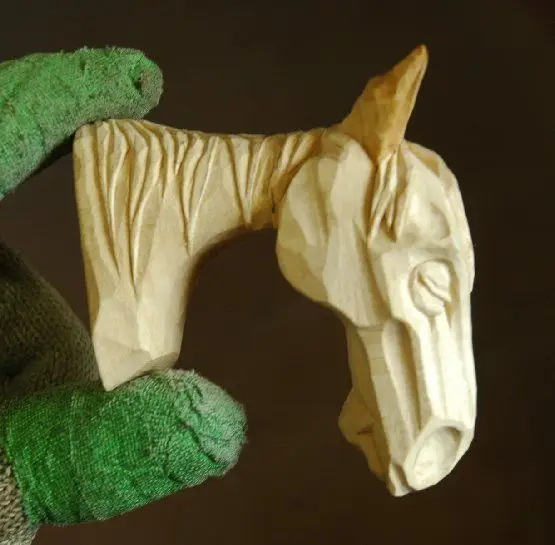 Carving a Caricature Horse Head – Part 1